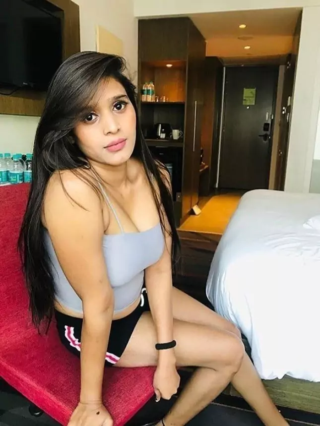 कॉल गर्ल्स सर्विस  निद्दवोलु